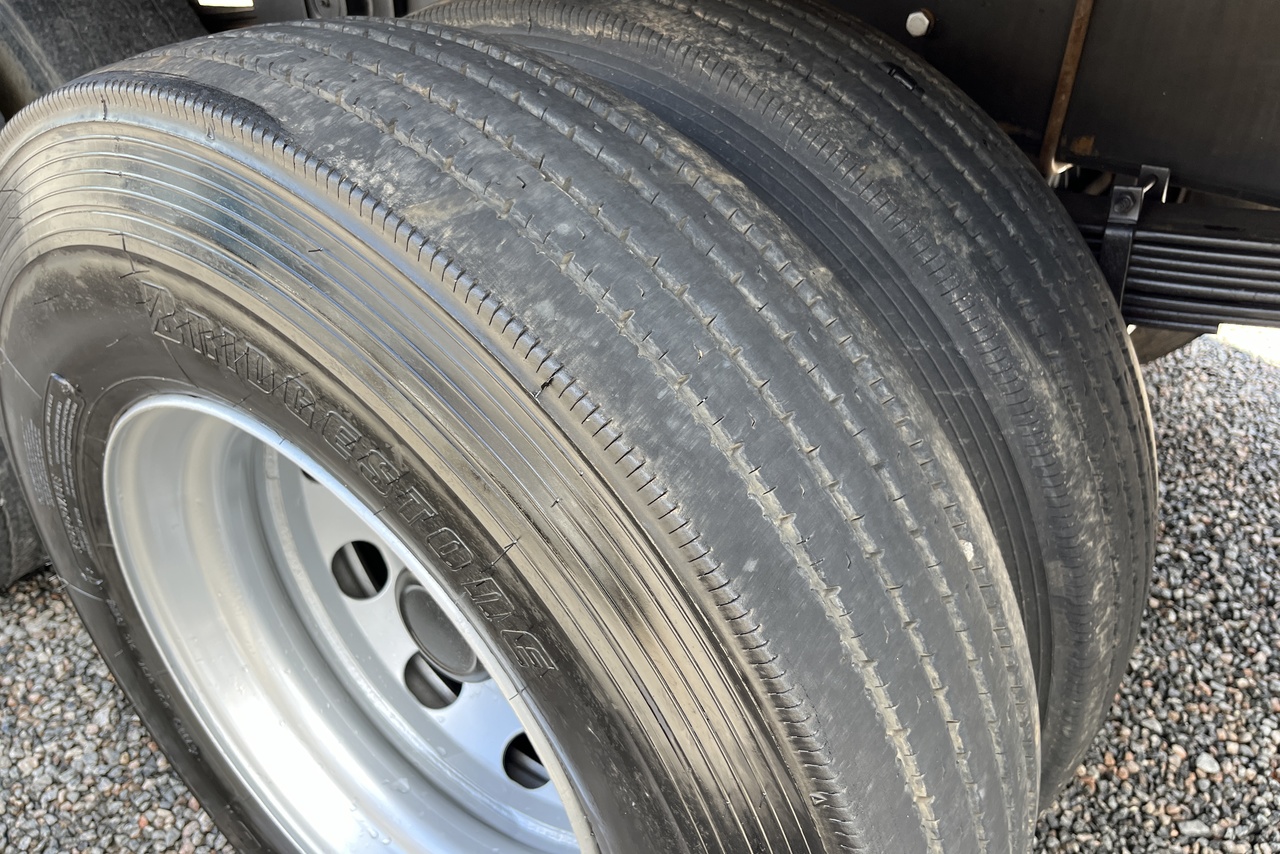 Volkswagen 24-280 E Constellation 6x2 - 12/12 7
