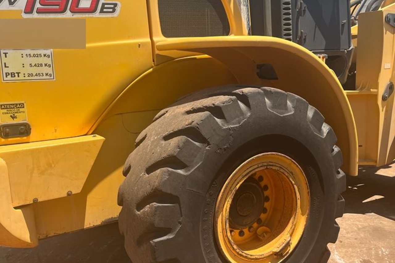 New Holland W190 - 07/07 4