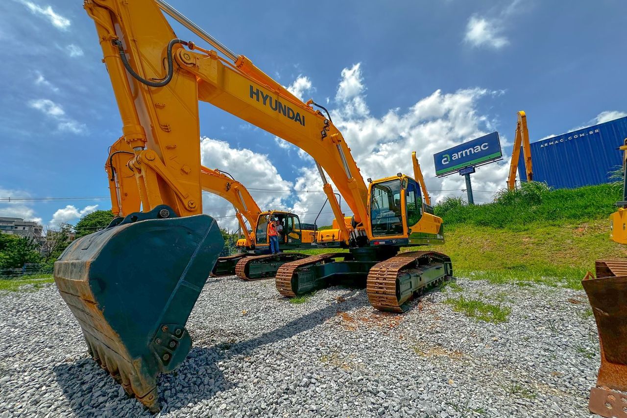Hyundai  R380LC - 01/13 6