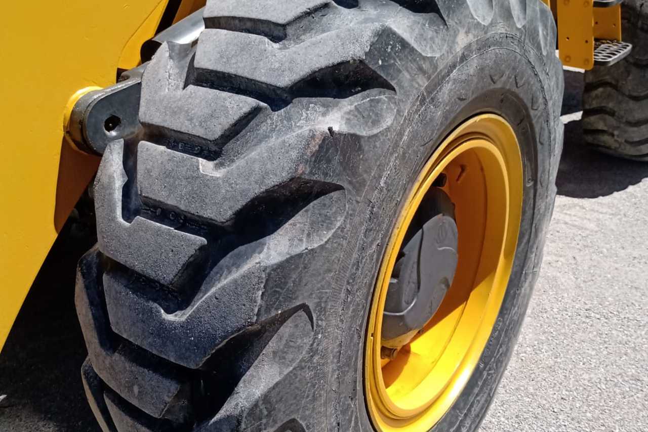 New Holland W130 - 05/05 5