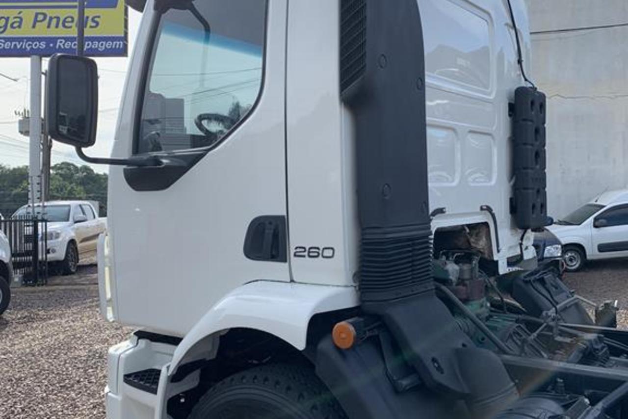 Volvo VM260 - 11/11 4
