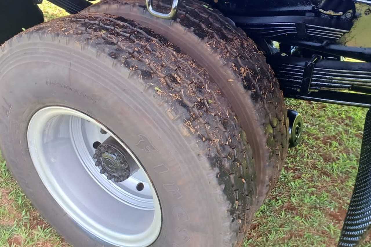 Ford Cargo1215 - 00 8