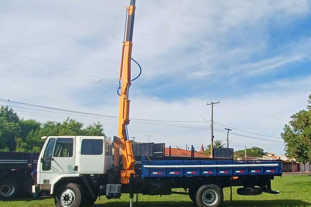 Ford Cargo1215 - 00 9
