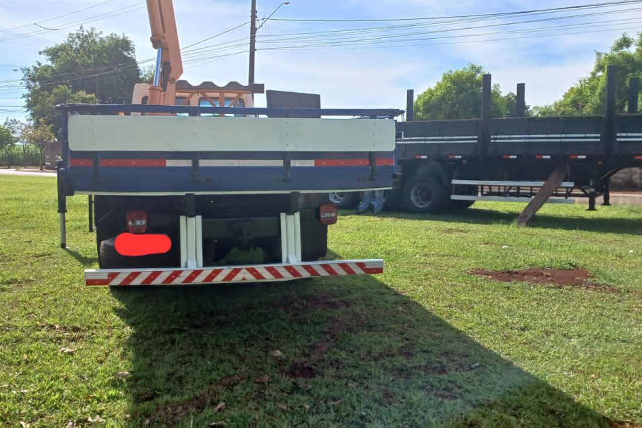 Ford Cargo1215 - 00 10
