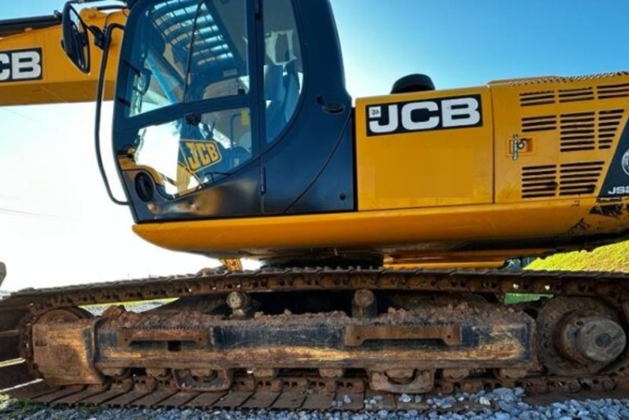JCB JS220LC - 21/21 11