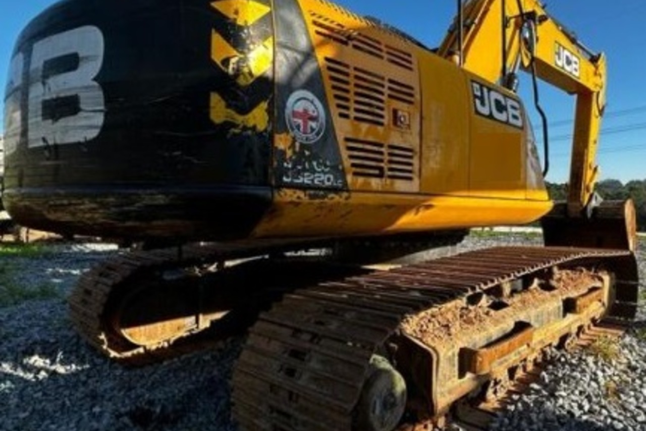 JCB JS220LC - 21/21 13