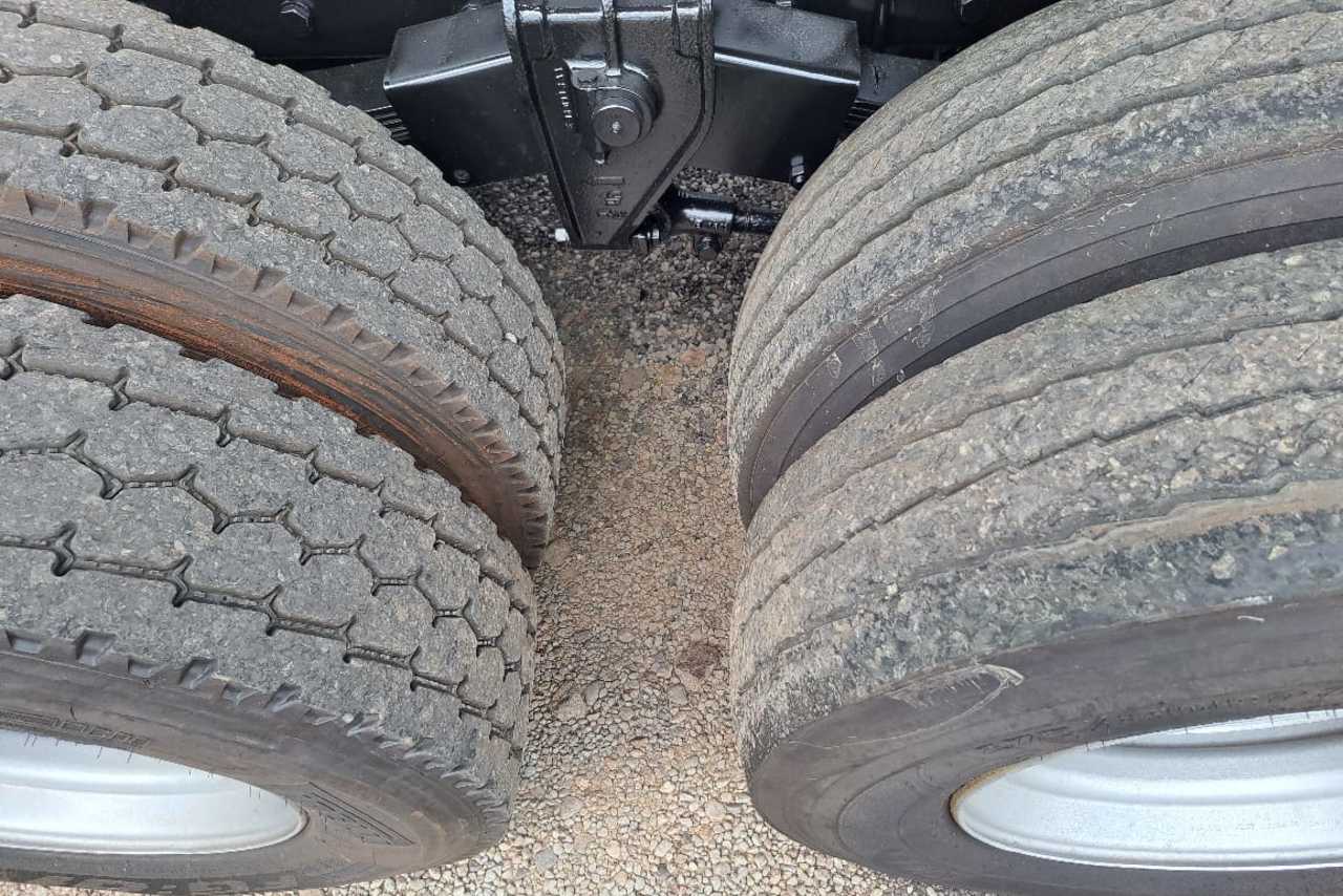 Ford Cargo2422 - 09/09 6