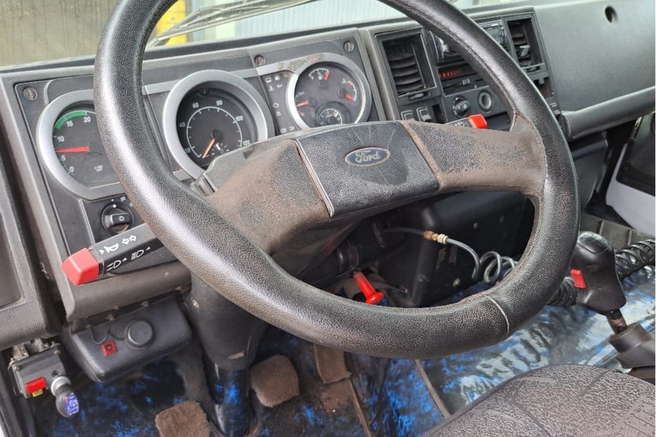 Ford Cargo2422 - 09/09 9
