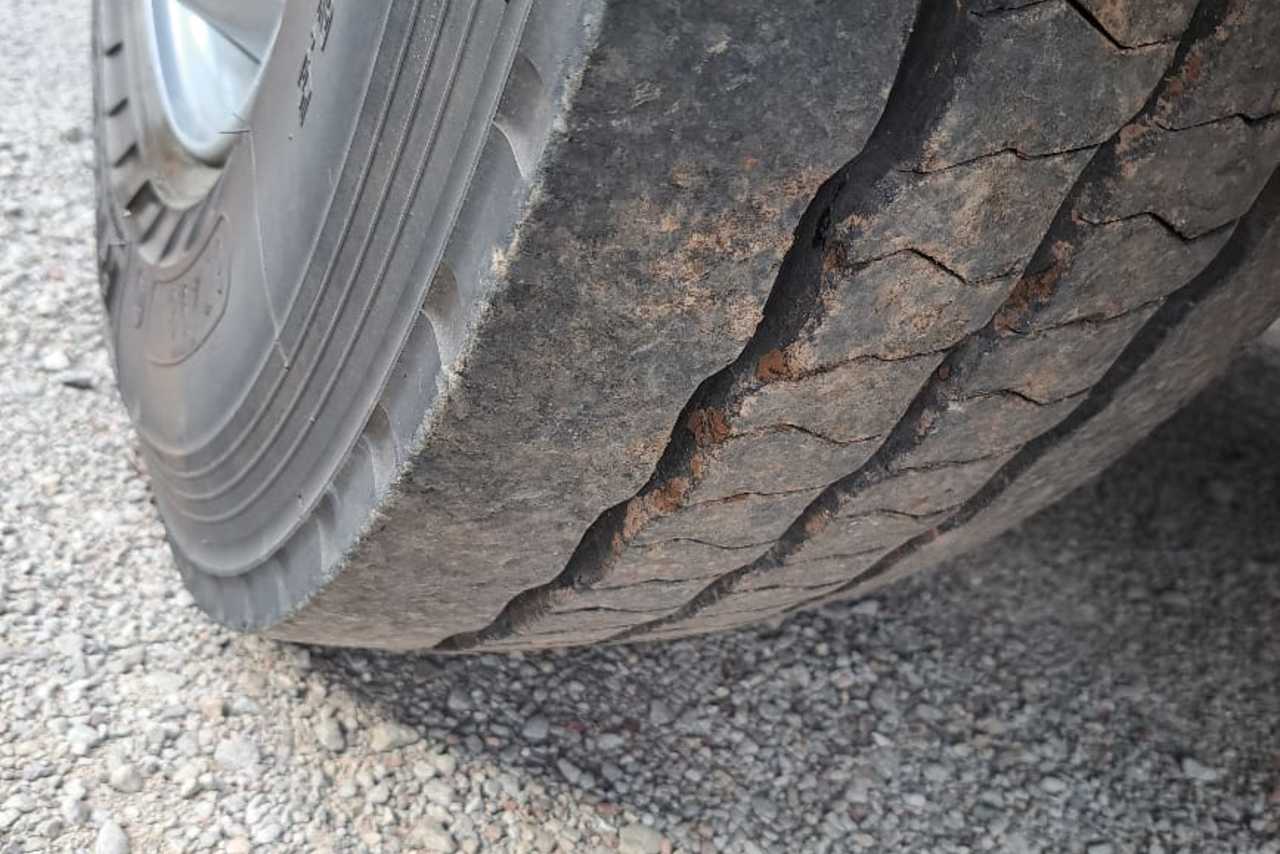 Volkswagen 17 250 - 09/10 8