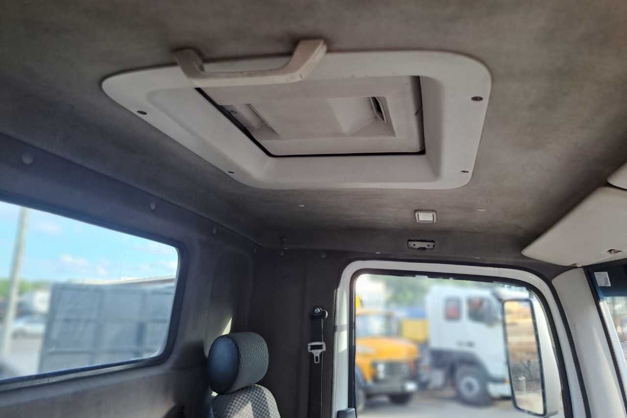 Volkswagen 17 250 - 09/10 13