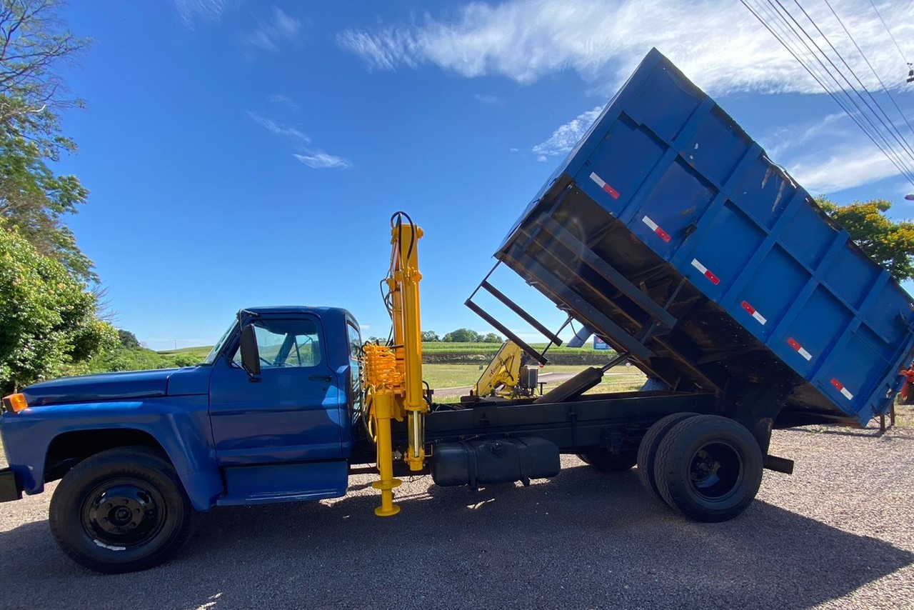 Ford F7000 - 80/80 11