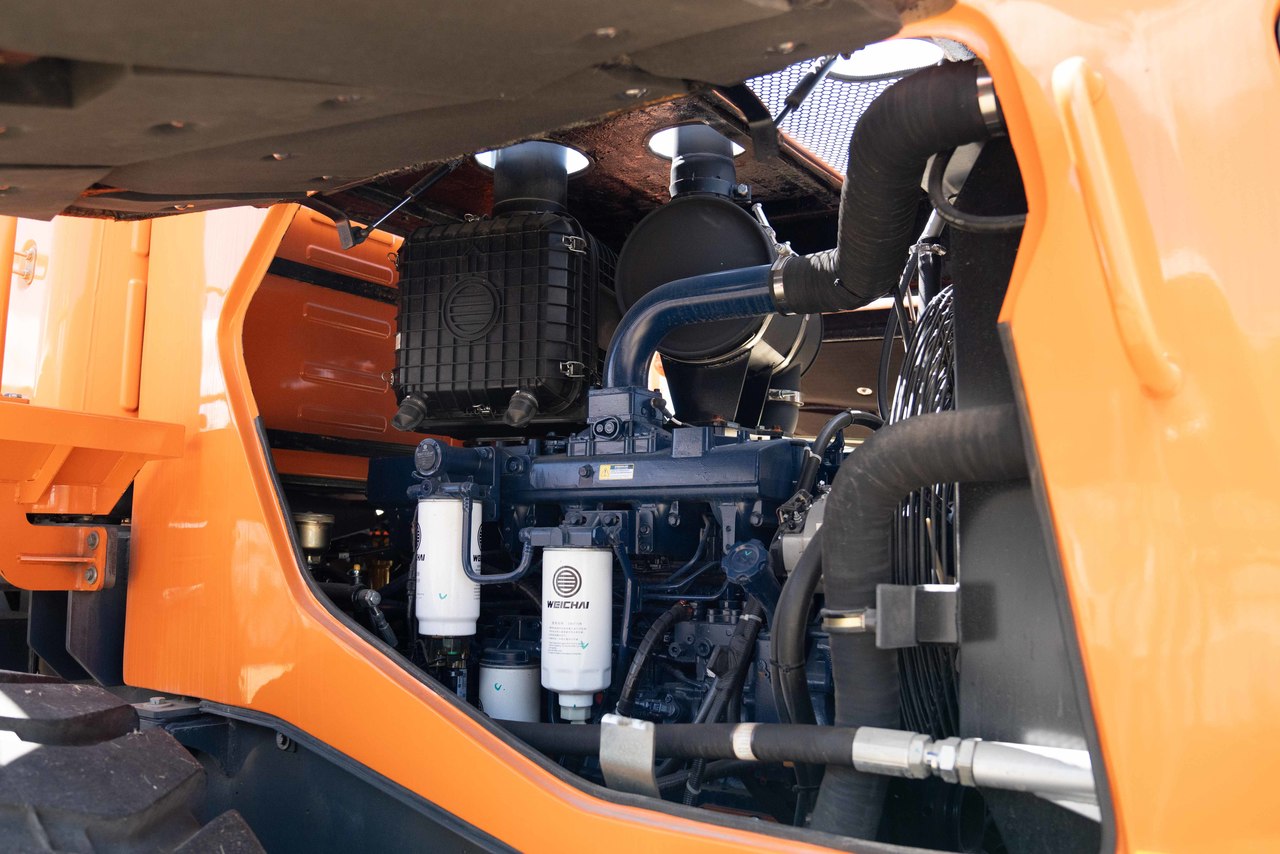 Doosan SD300-3 - 23 2