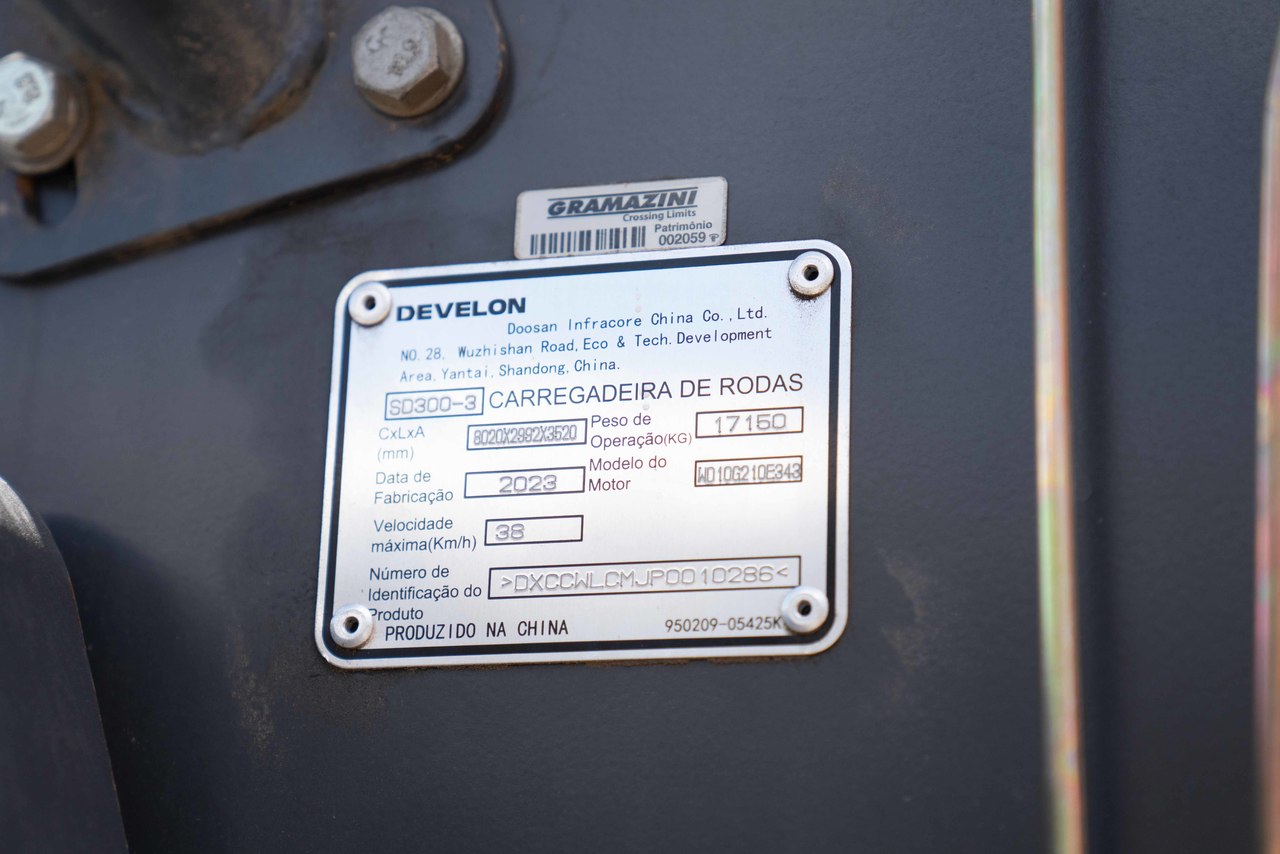 Doosan SD300-3 - 23 6