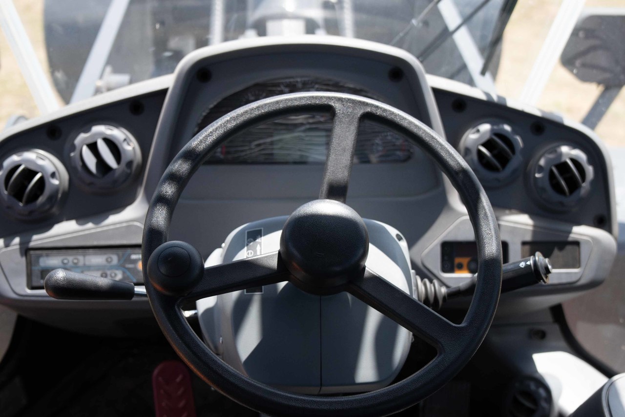 Doosan SD300-3 - 23 8