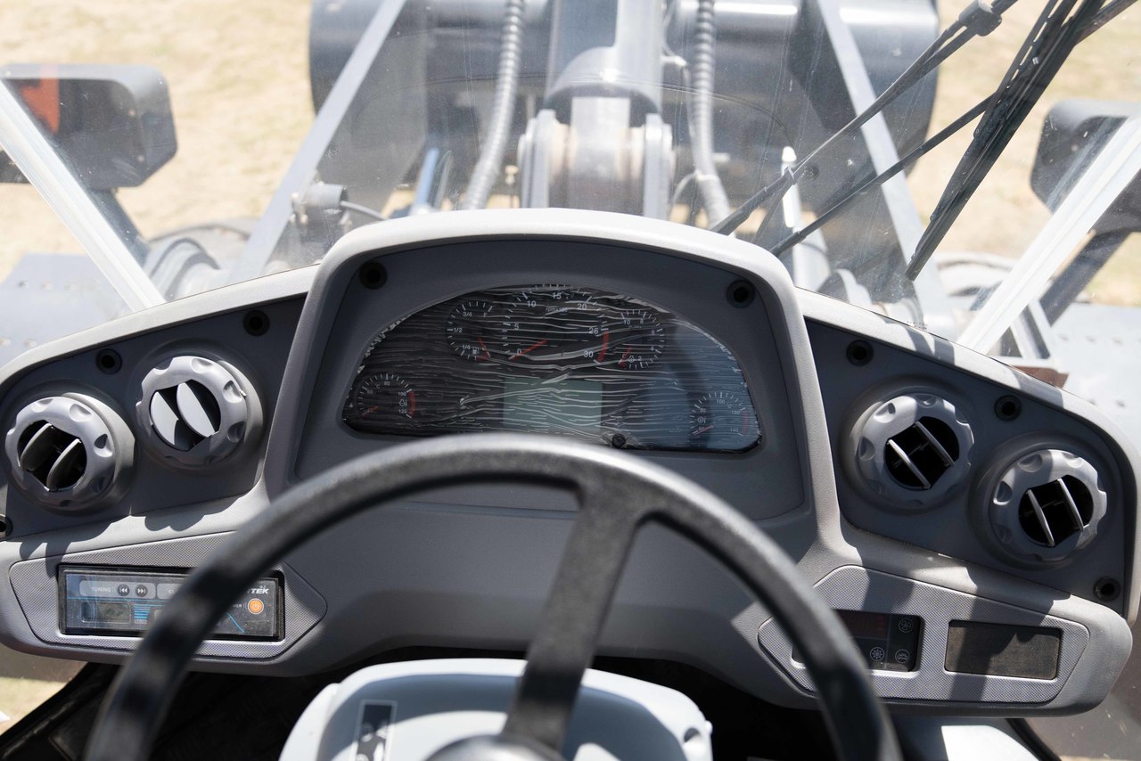Doosan SD300-3 - 23 9