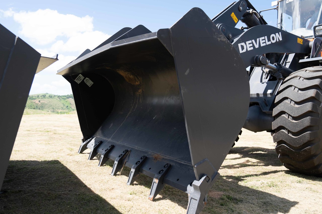 Doosan SD300-3 - 23 13