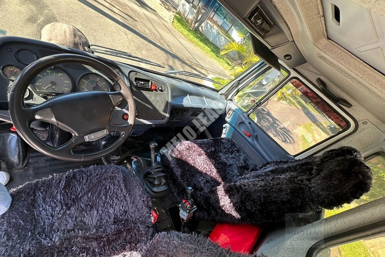 Mercedes Benz MB 1718 - 10/10 12