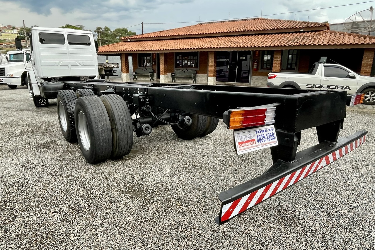 Mercedes Benz MB 1620 - 09/09 4