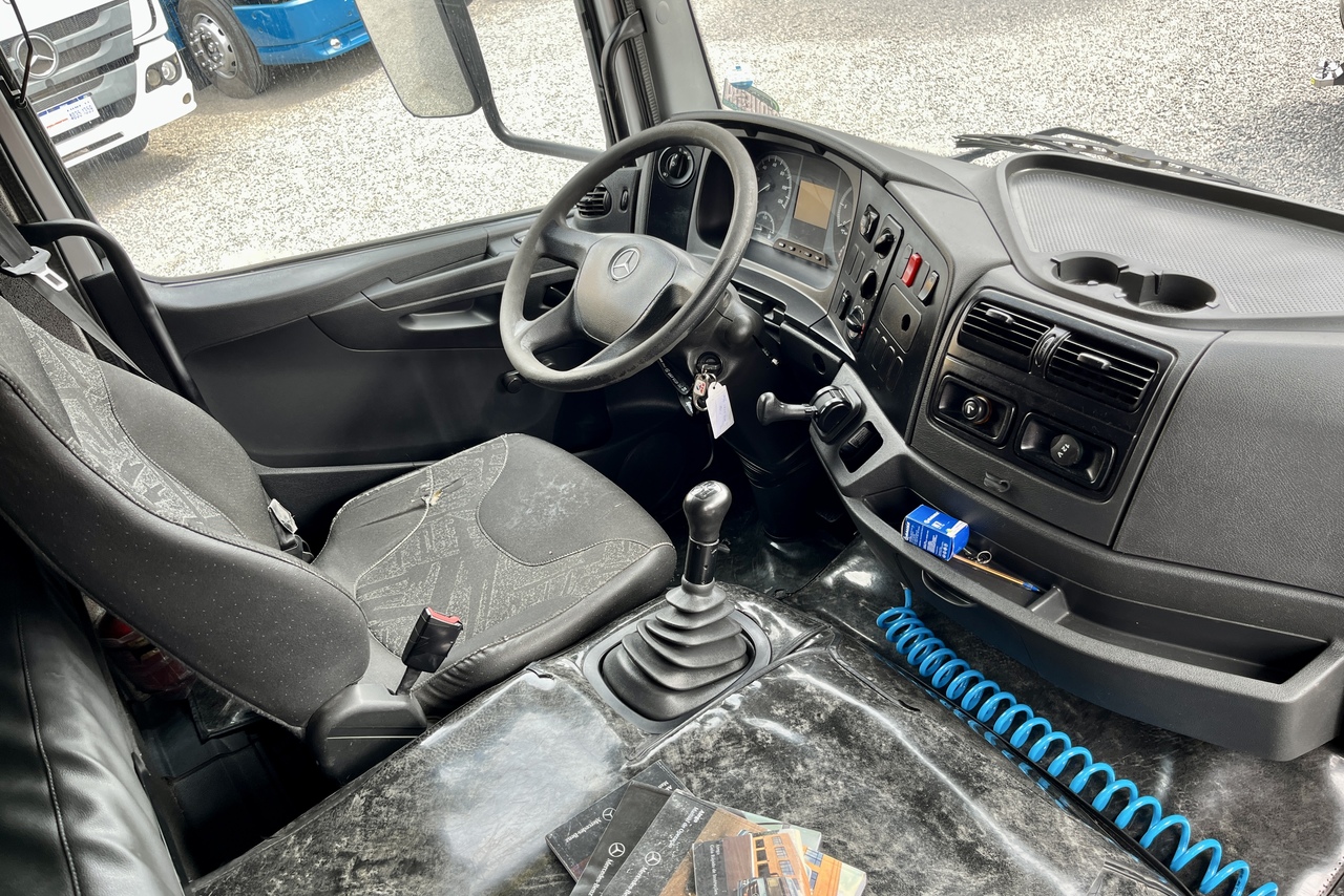 Mercedes Benz Atego 1726 - 16/16 11