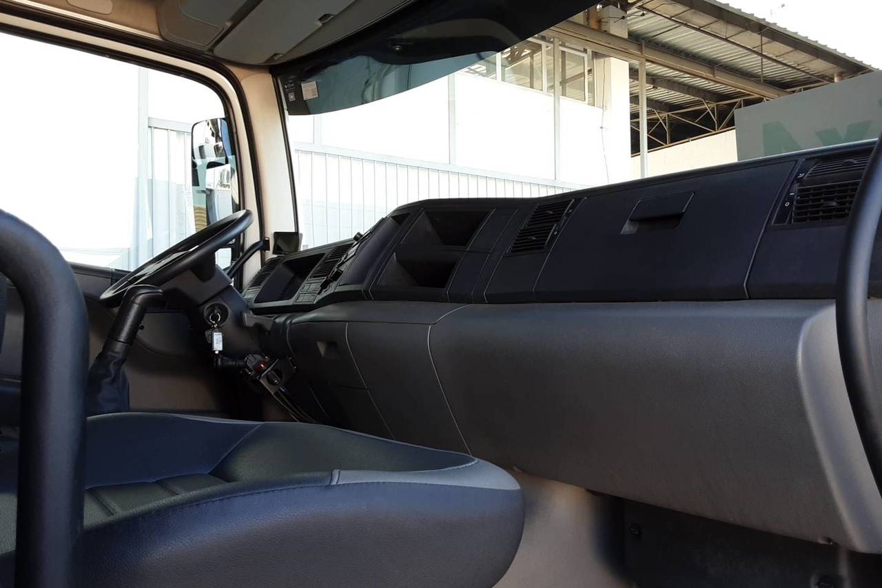 Volkswagen 26-280 Constellation 6x4 - 22/23 7