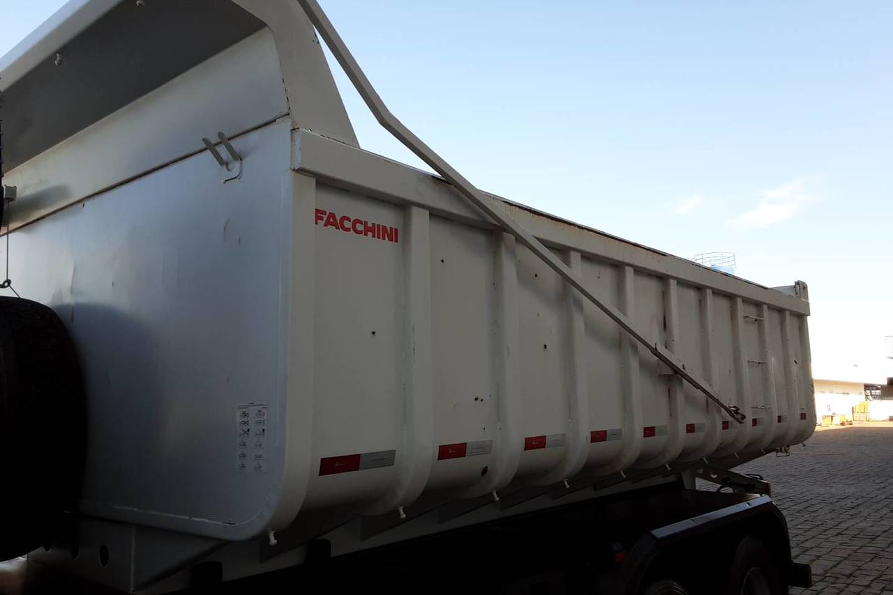 Volkswagen 26-280 Constellation 6x4 - 22/23 17