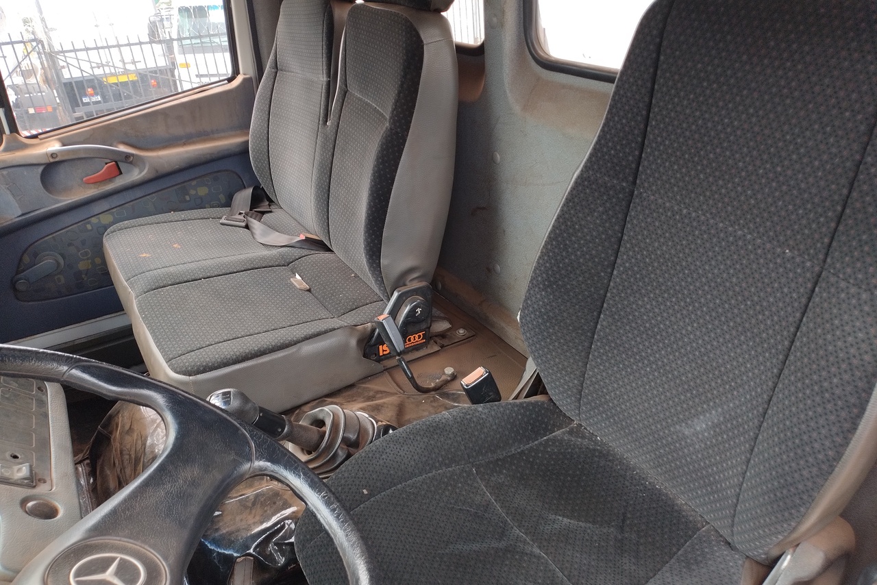 Mercedes Benz MB 1720 - 03/03 12