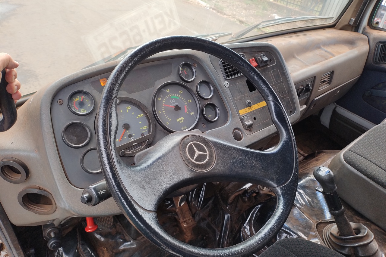 Mercedes Benz MB 1720 - 03/03 17