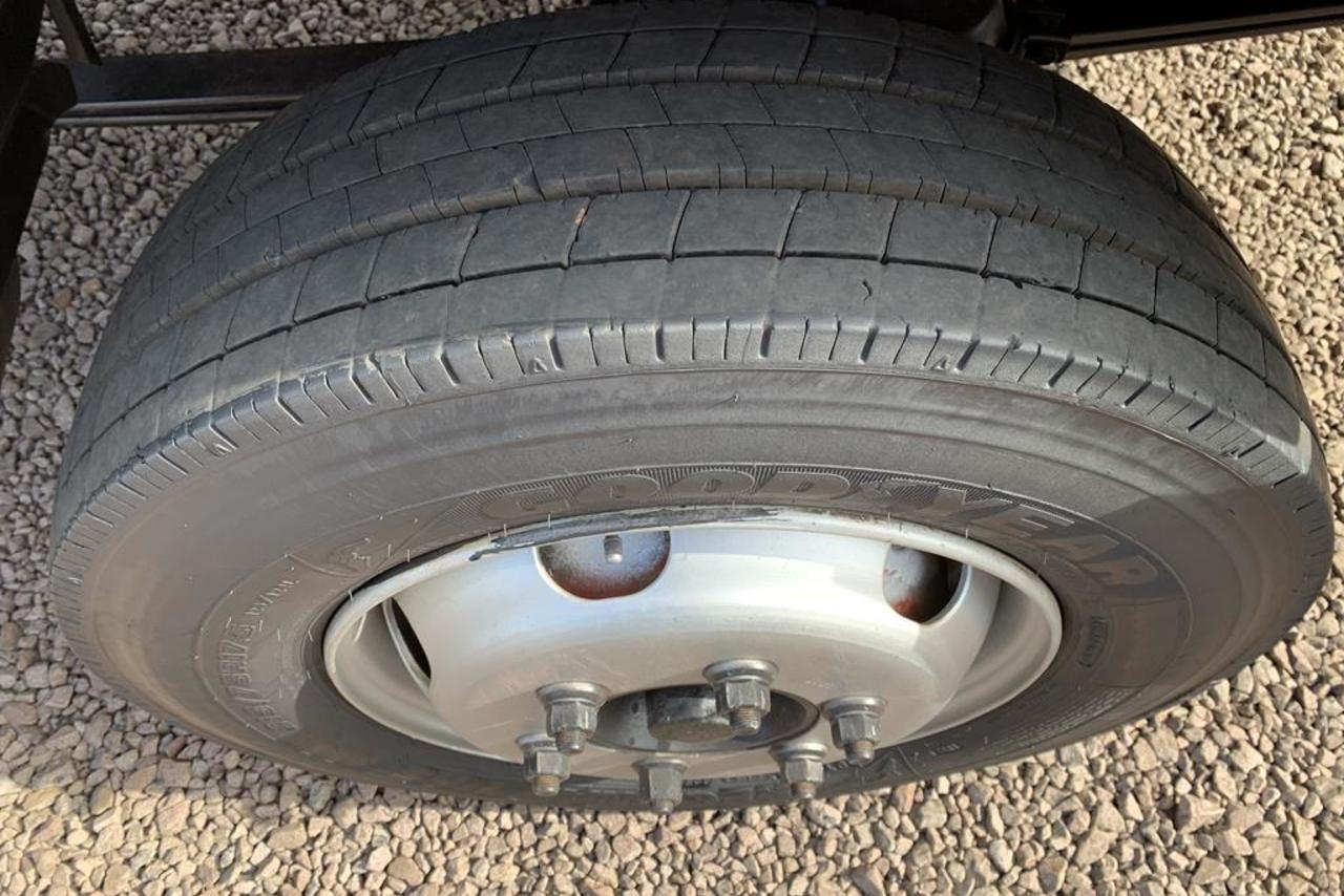 Ford Cargo815 - 04/04 7