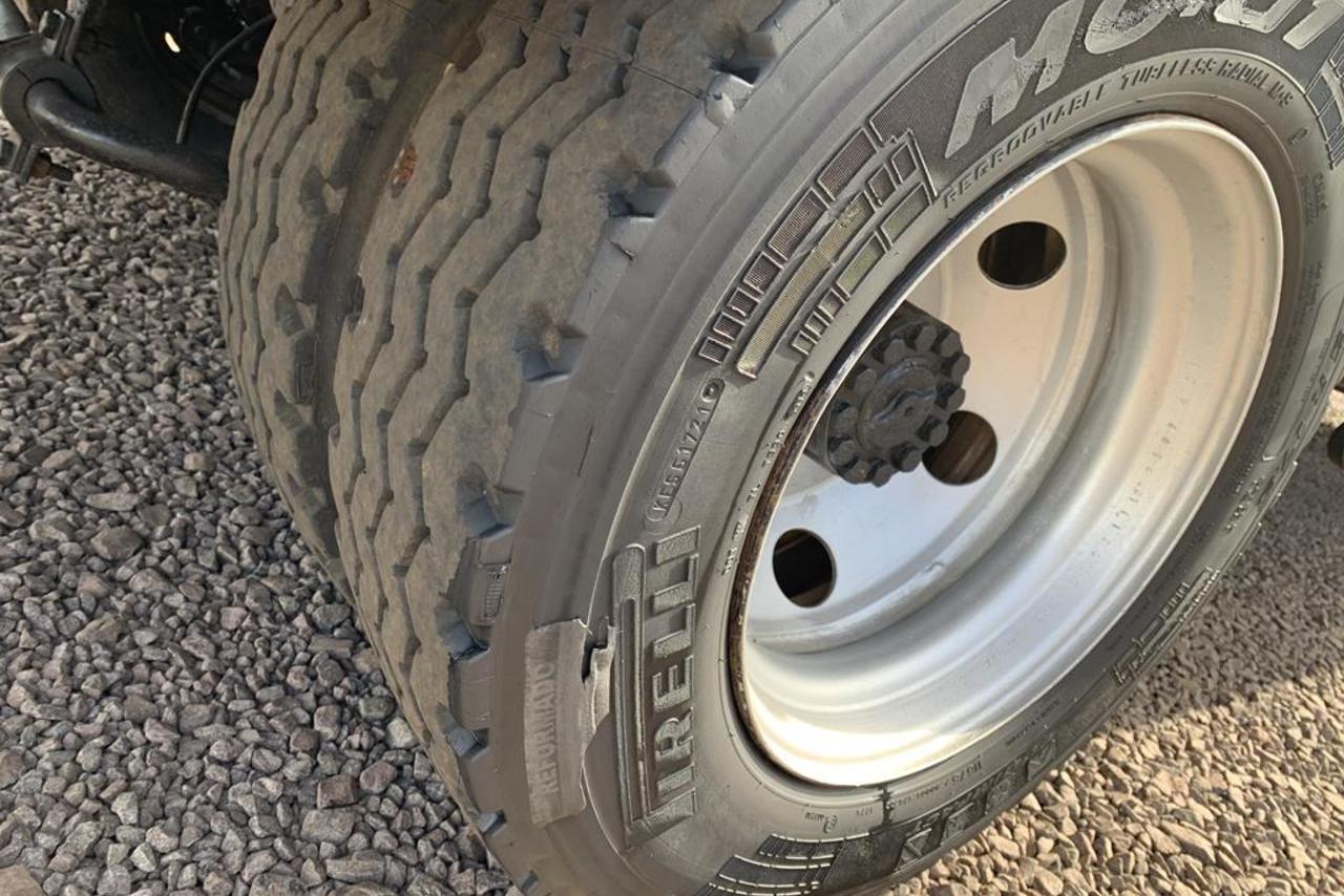 Ford Cargo815 - 04/04 11