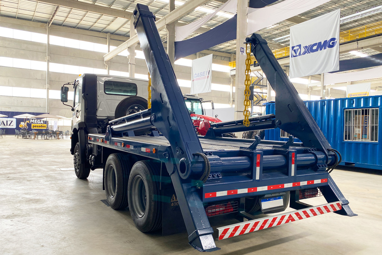 Volkswagen VW 27260 Constellation 6x4 - 24/25 5