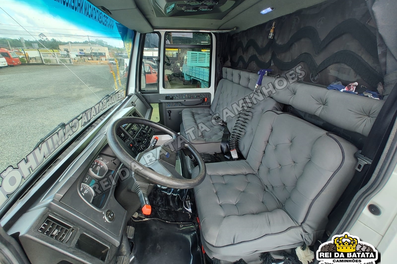 Ford Cargo816 - 13/13 12