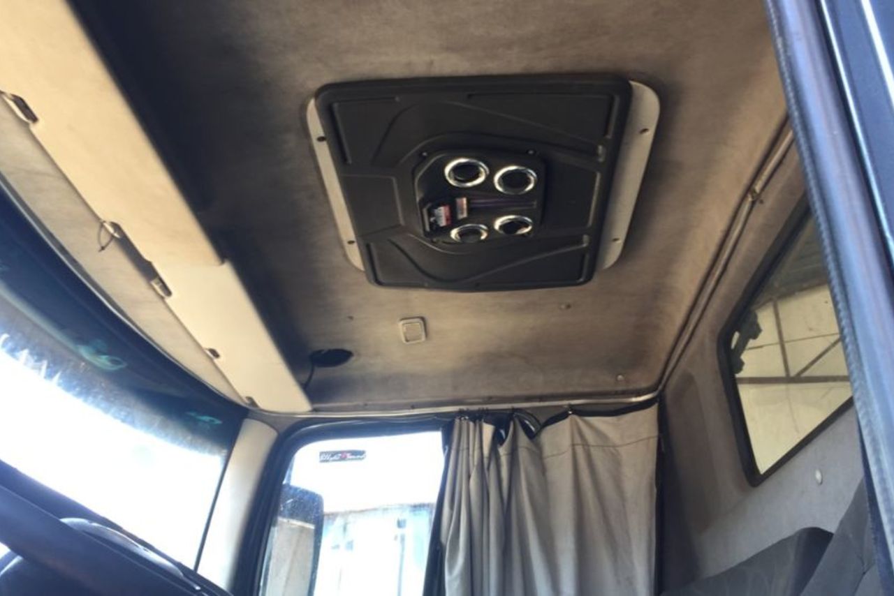 Volkswagen 24-280 E Constellation 6x2 - 13 4