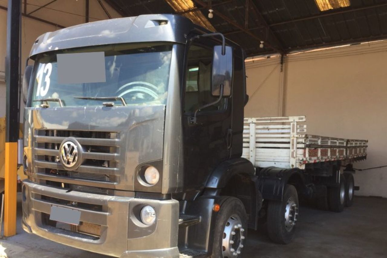 Volkswagen 24-280 E Constellation 6x2 - 13 7