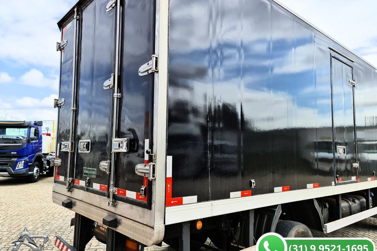 Ford Cargo1119 - 16/16 15