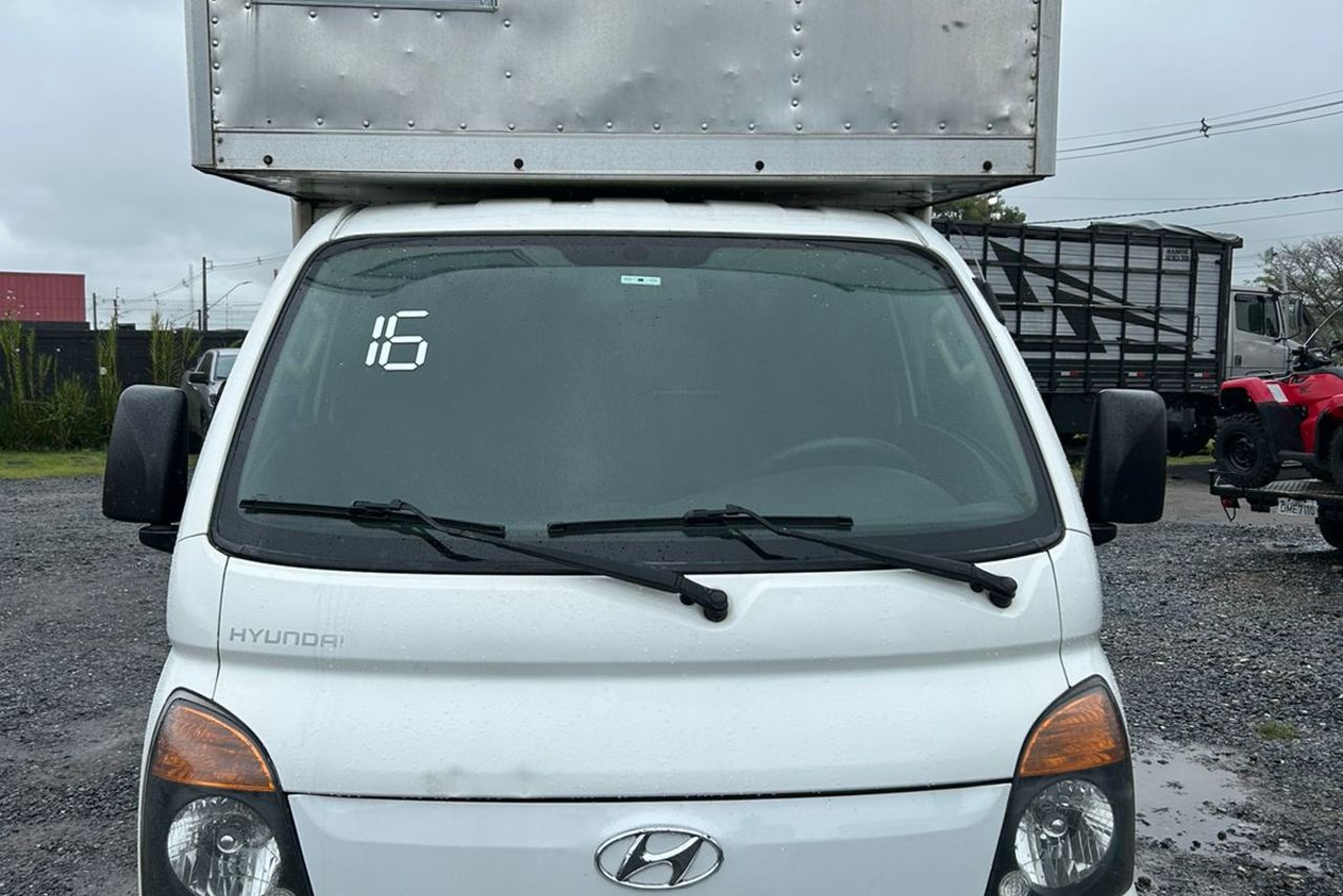 Hyundai HR - 15/16 15