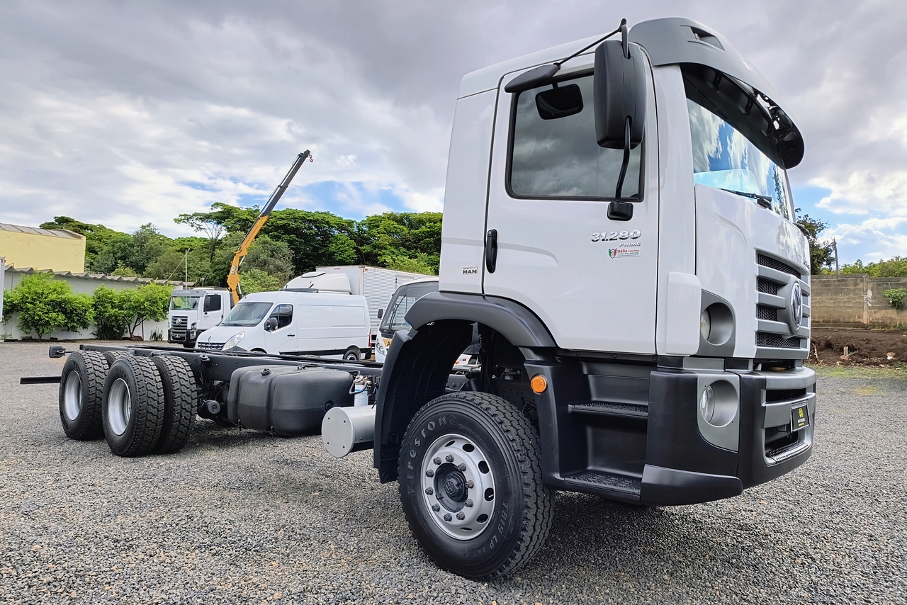 Volkswagen 31-280 E Constel. 6x4 - 18/19 2