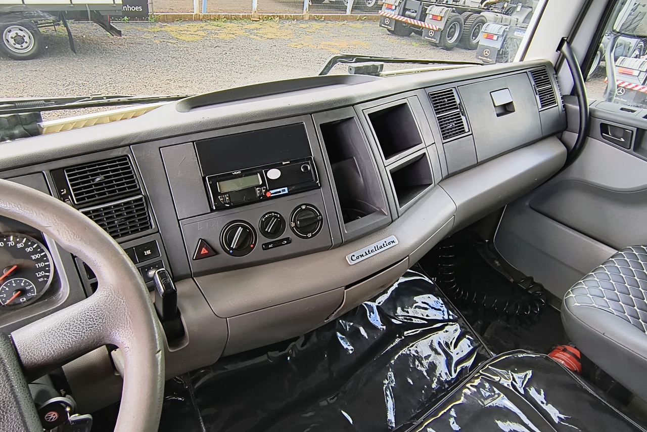 Volkswagen 31-280 E Constel. 6x4 - 18/19 14