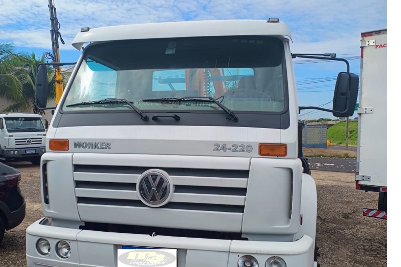 Volkswagen 24 220 - 07/07 12