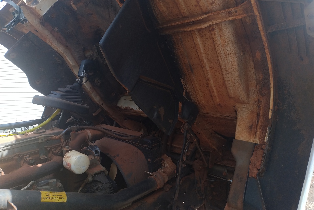 Volkswagen 26 220 - 10/10 12