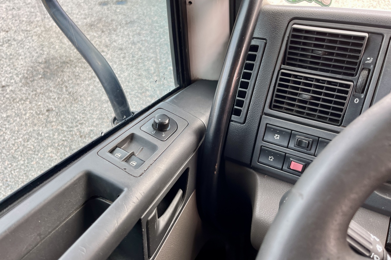 Volkswagen 24-280 E Constellation 6x2 - 16/16 15