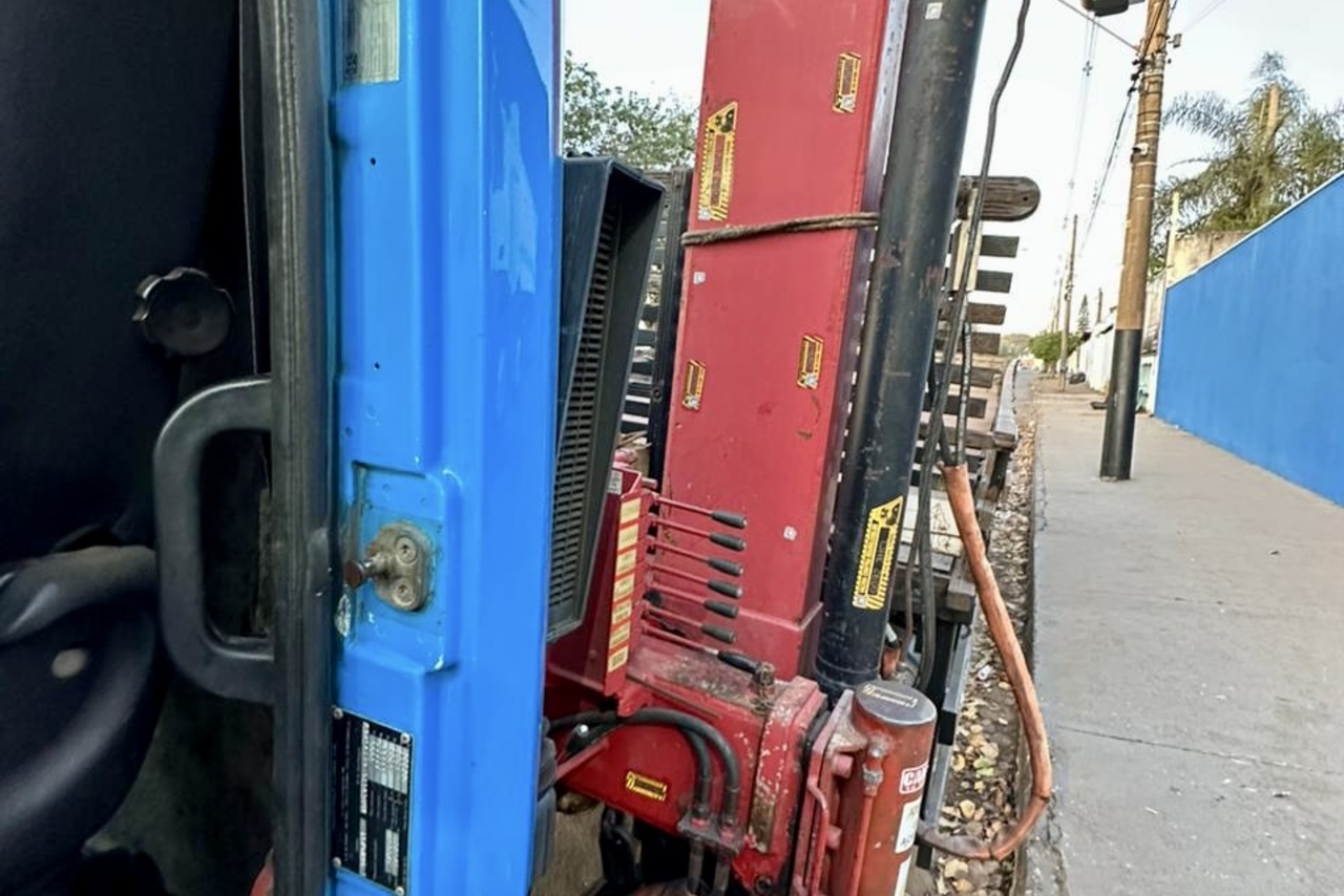 Mercedes Benz MB 1620 - 05/05 4