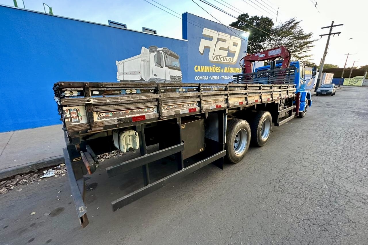 Mercedes Benz MB 1620 - 05/05 9