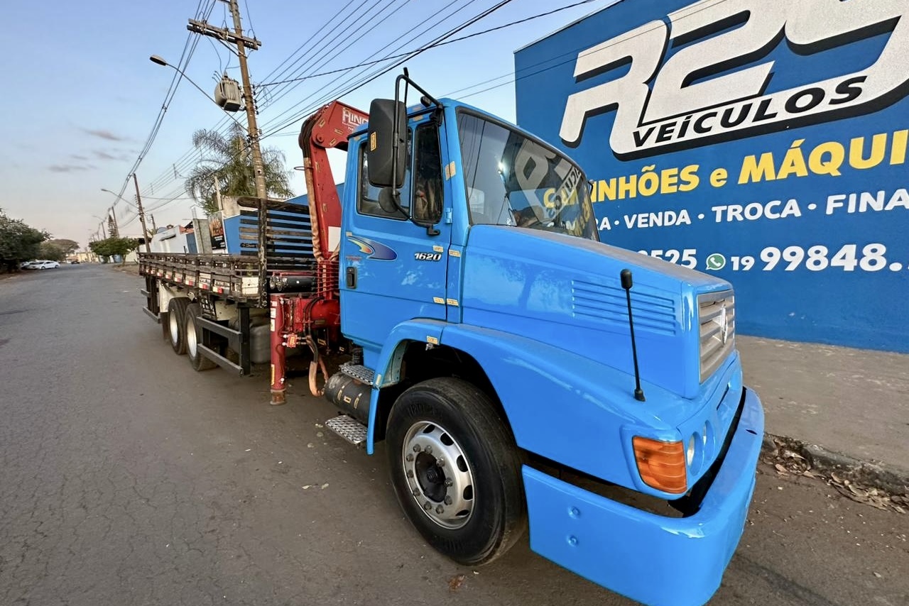 Mercedes Benz MB 1620 - 05/05 17