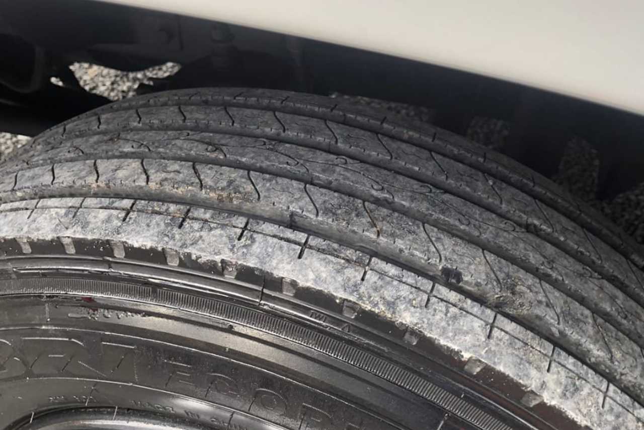 Volkswagen 8 150 - 03/04 10