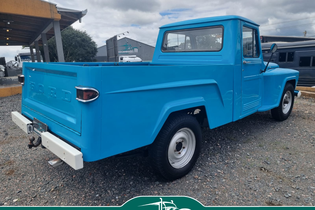 Ford F75 - 74/74 12