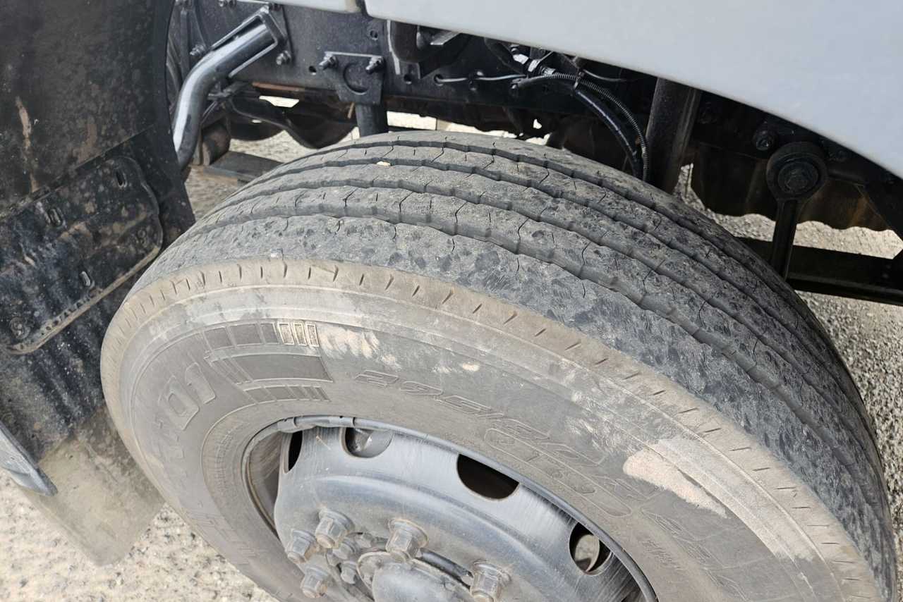 Mercedes Benz Axor 1933 - 05/06 15