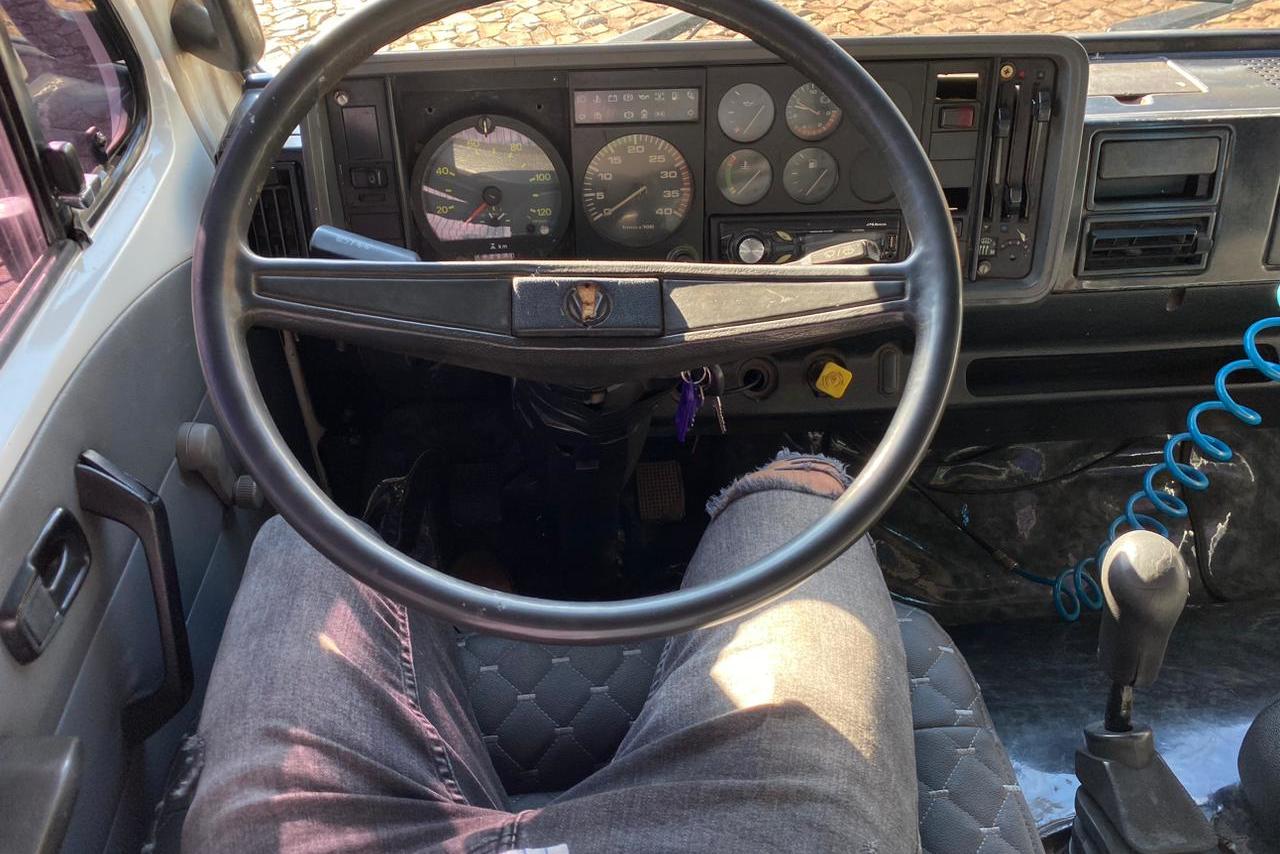 Volkswagen 8 140 - 95/96 19