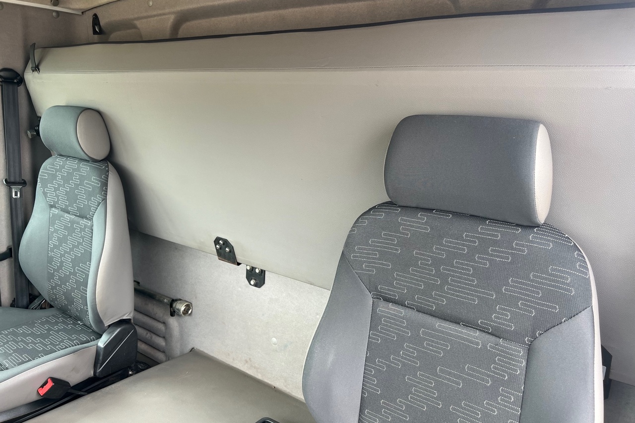 Volkswagen 24-280 E Constellation 6x2 - 12/13 6