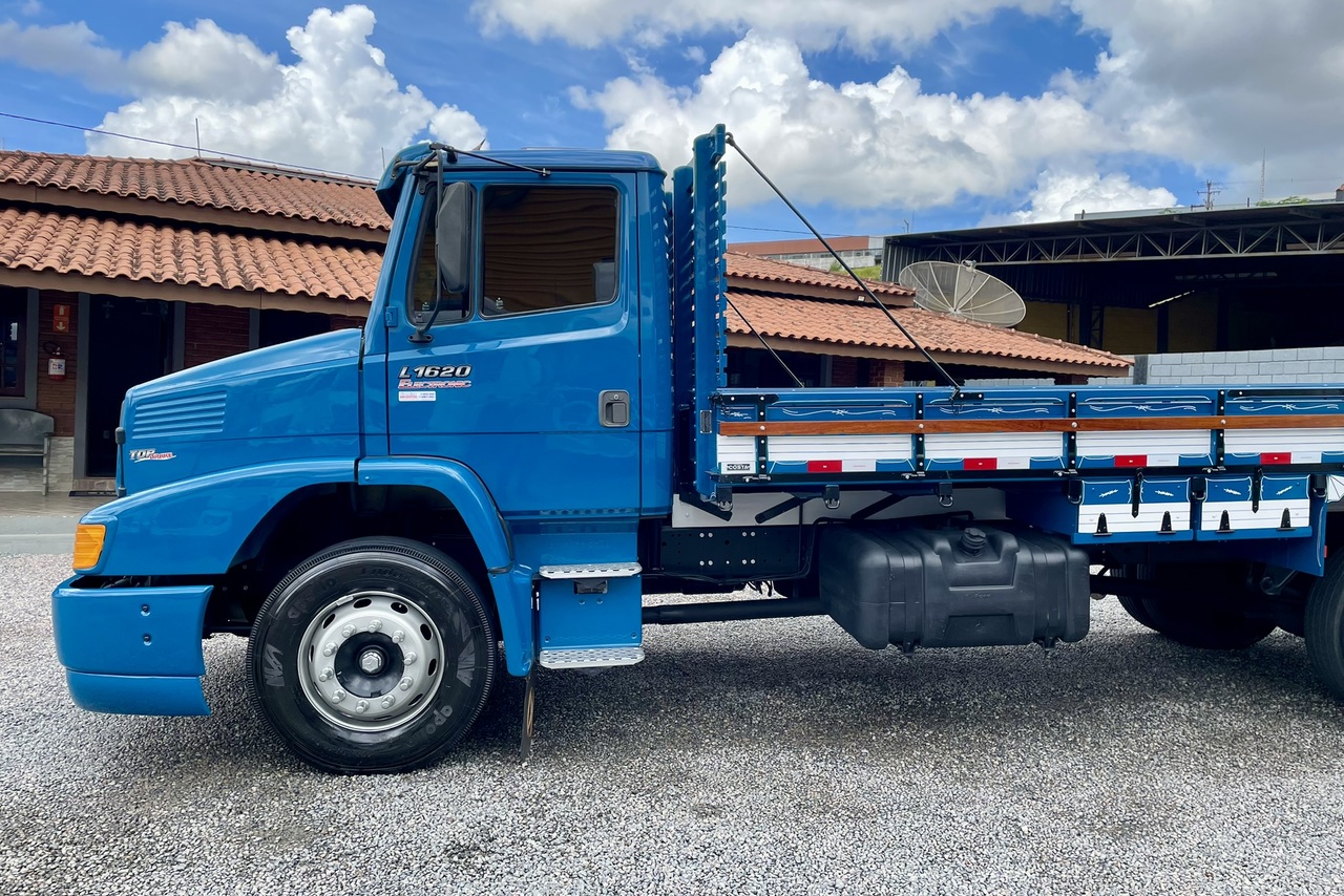 Mercedes Benz MB 1620 - 10/10 10