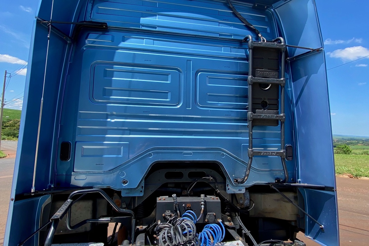 Mercedes Benz Axor 1933 - 14/15 13
